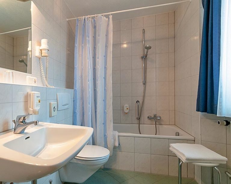 Badezimmer im AKZENT Hotel Schranne***