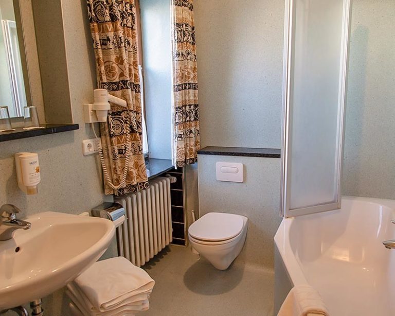 Badezimmer im AKZENT Hotel Schranne